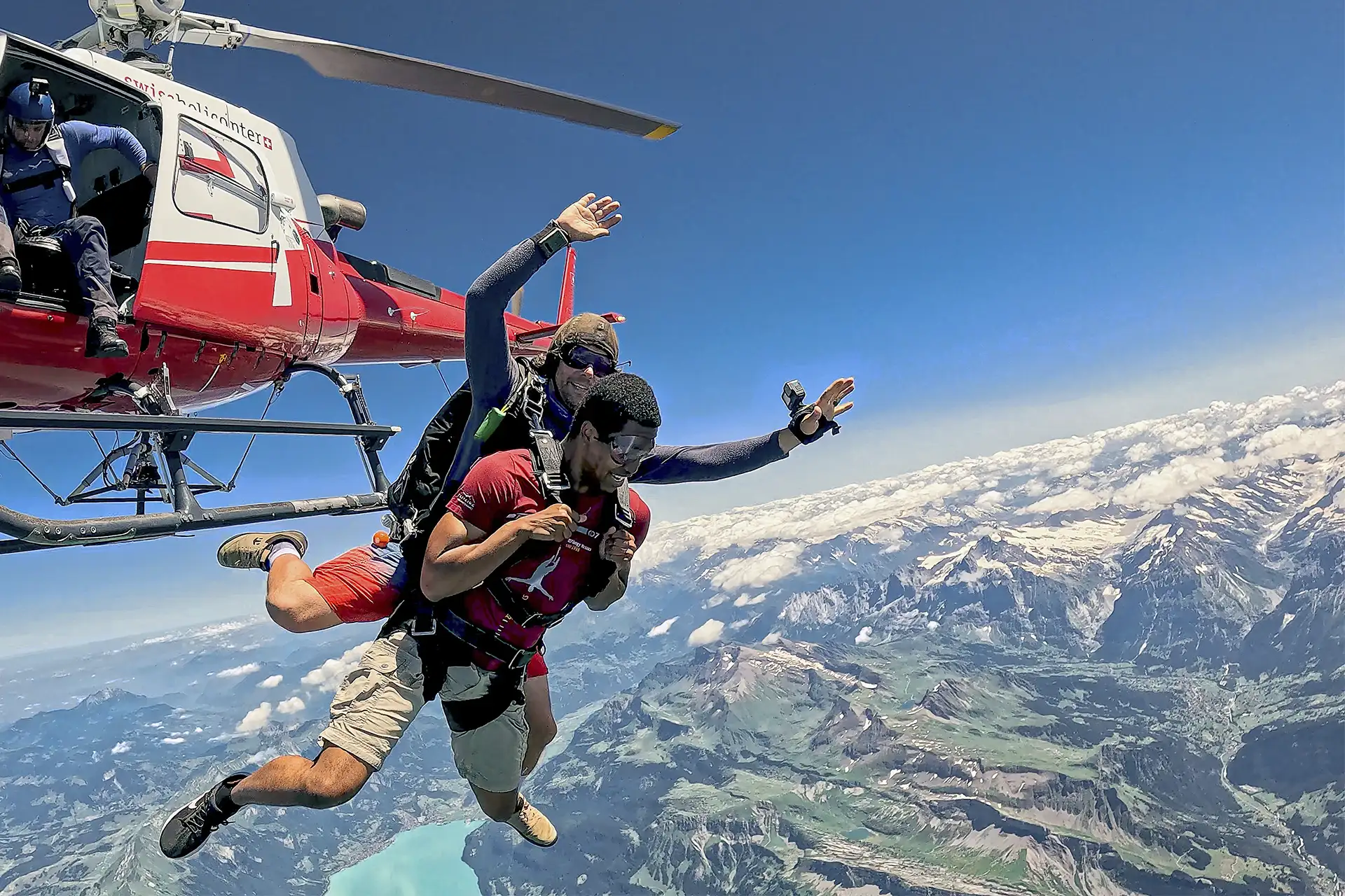 High Altitude Jump - Skydive Interlaken